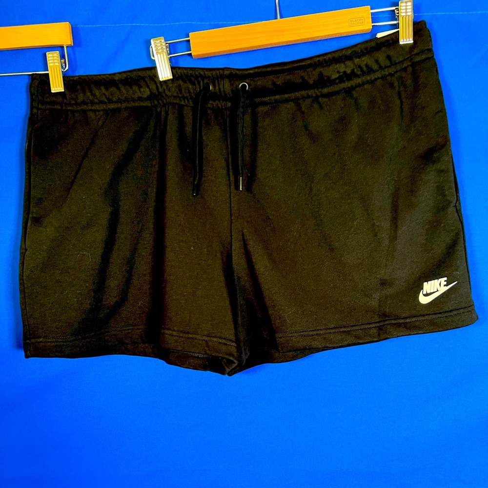 Nike Women’s Casual Shorts Plus Size XXL NWT